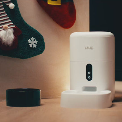 Calex Smart Petfeeder video